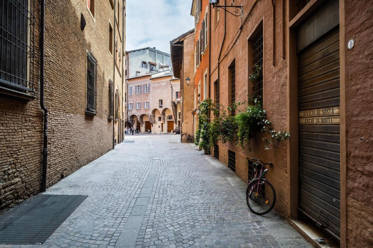 Lilli House By Wonderful Italy Lägenhet Bologna Exteriör bild